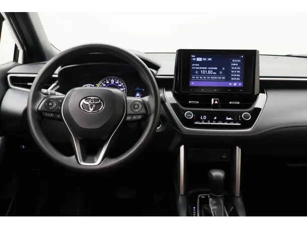 Car image 15