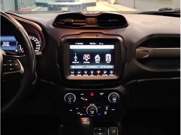 Car image 22