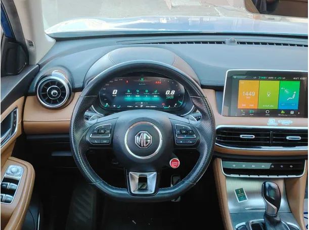 Car image 25