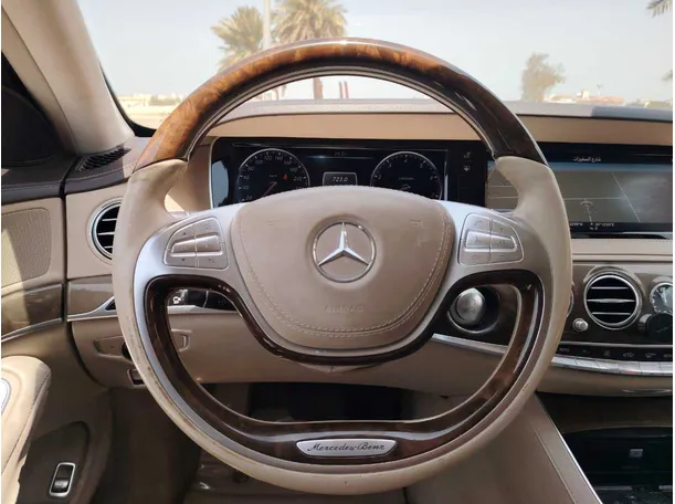 Car image 21