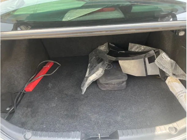 Car image 22