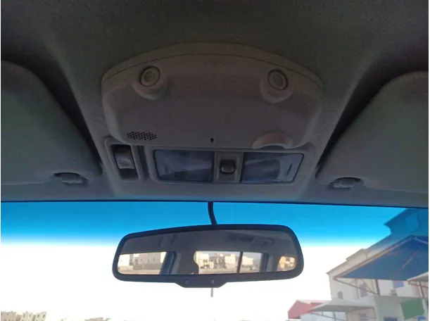 Car image 20