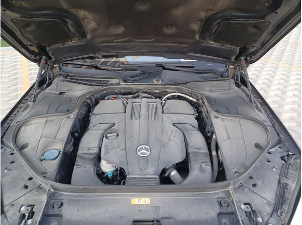 Car image 25