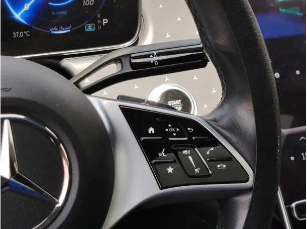Car image 26