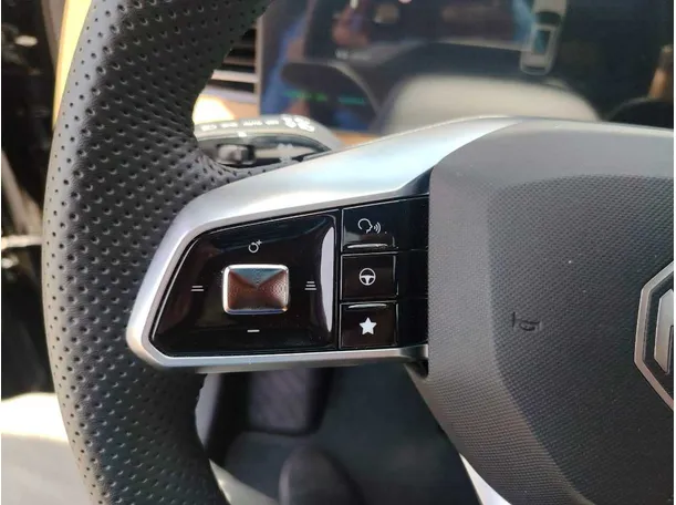 Car image 40