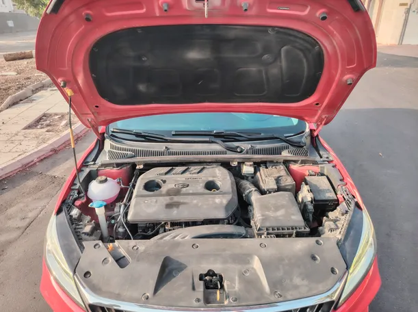 Car image 30