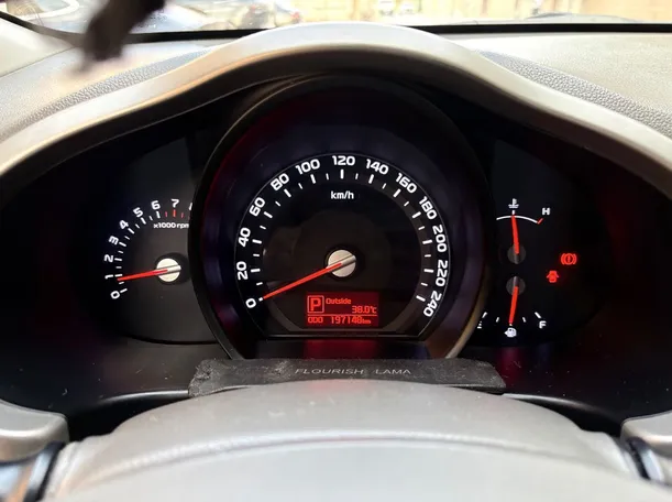 Car image 23