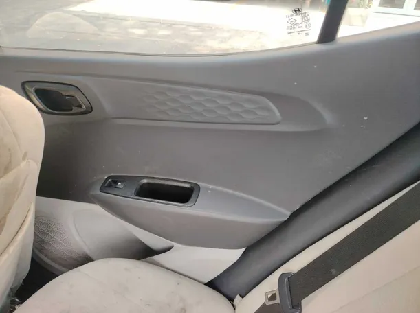 Car image 33