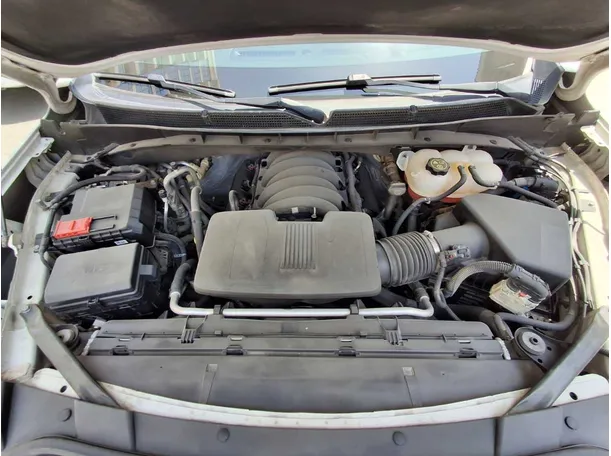 Car image 25