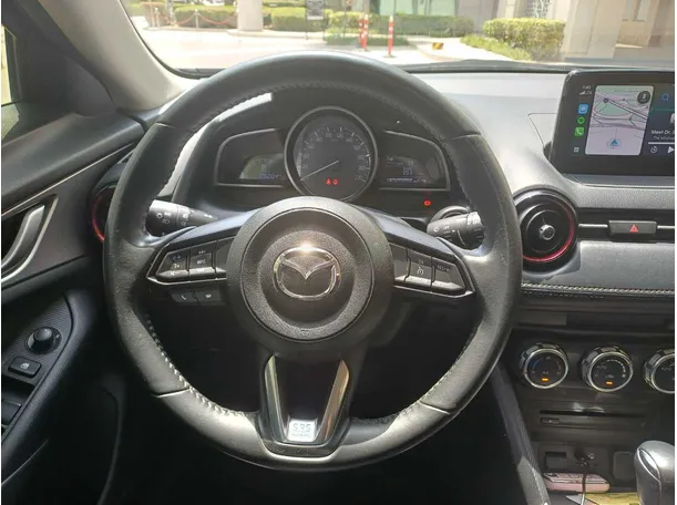 Car image 17