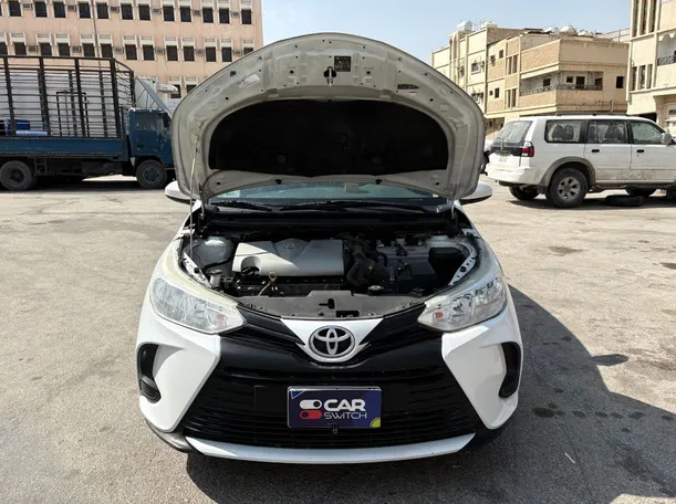 Car image 22