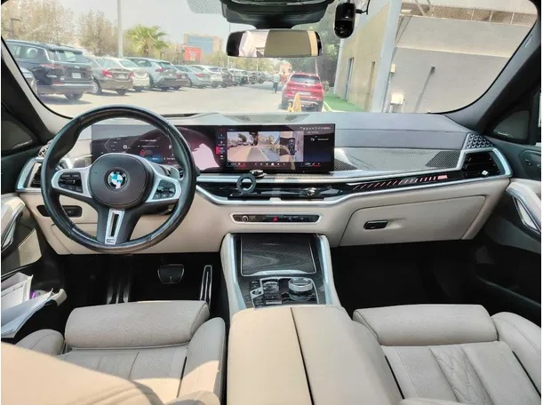 Car image 23