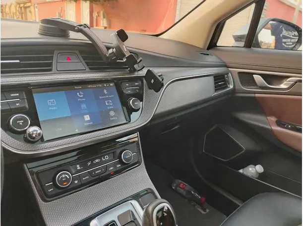 Car image 27