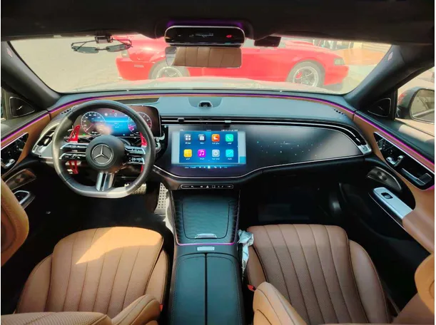 Car image 21