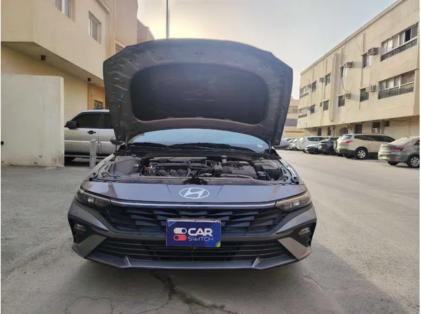 Car image 30