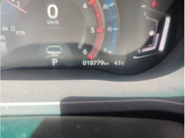 Car image 20