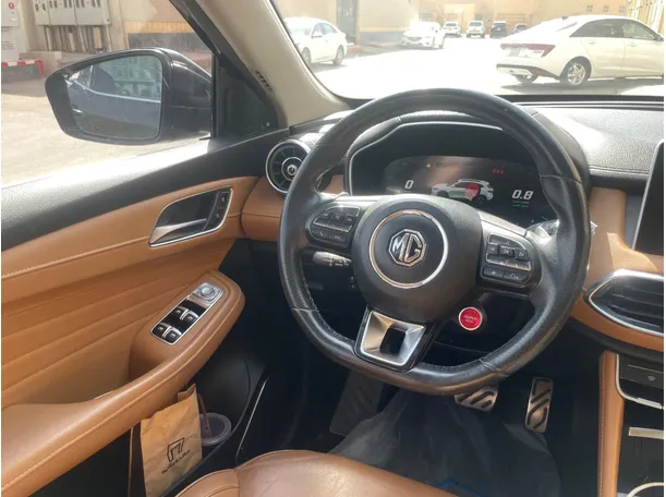 Car image 21