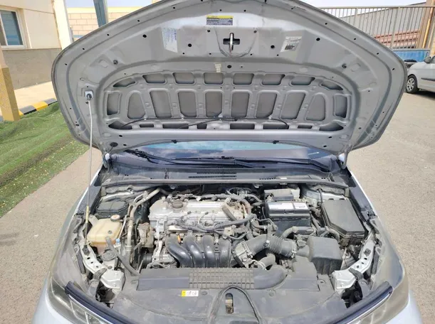 Car image 27