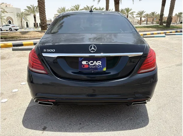 Car image 6