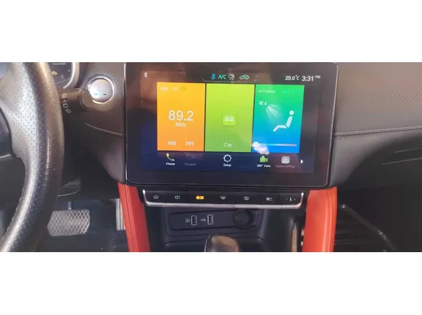 Car image 18