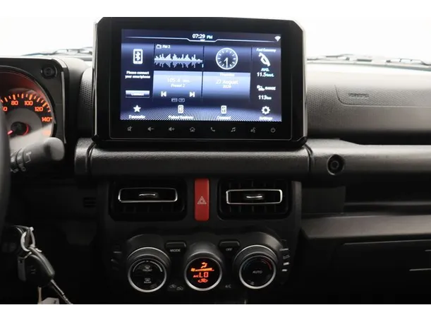 Car image 5