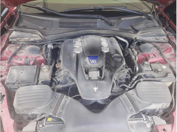 Car image 19
