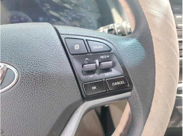Car image 43