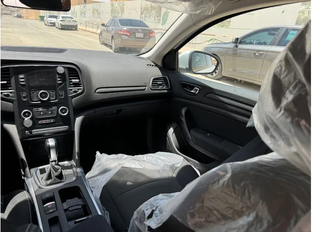 Car image 21