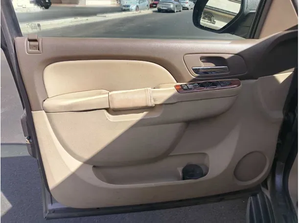 Car image 29