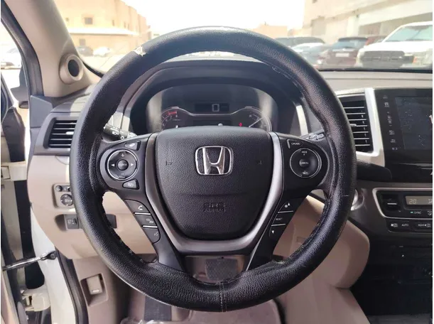 Car image 21