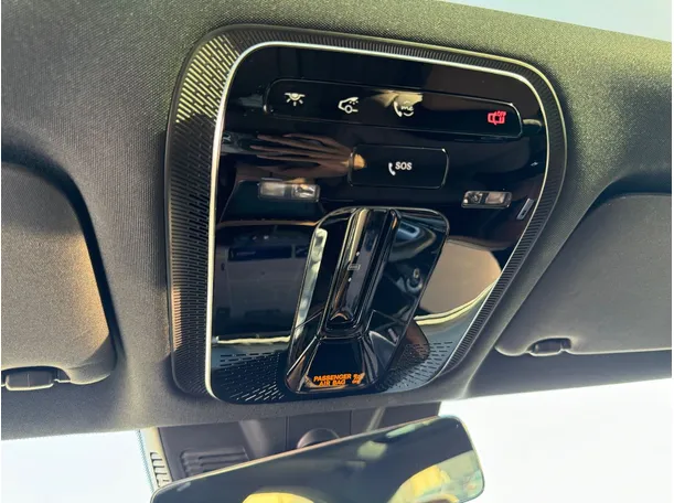 Car image 28