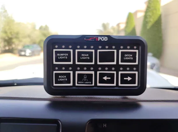 Car image 23
