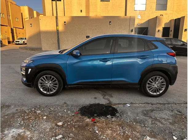 Car image 8