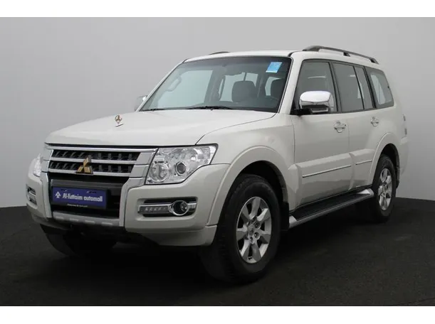 2022 Mitsubishi Pajero in UAE