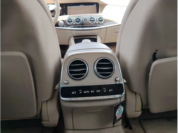 Car image 34