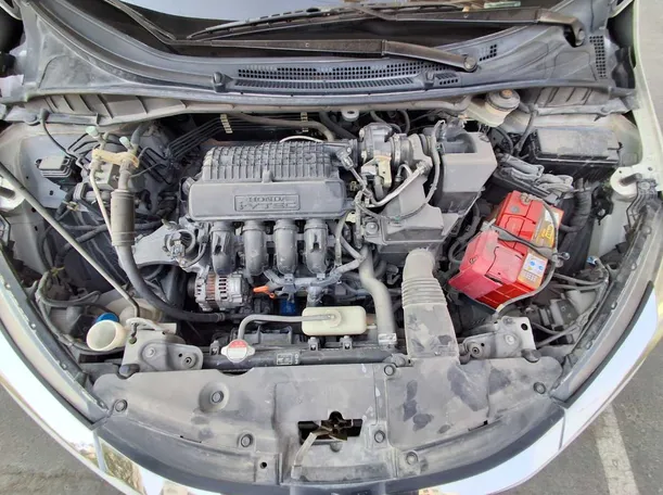 Car image 20
