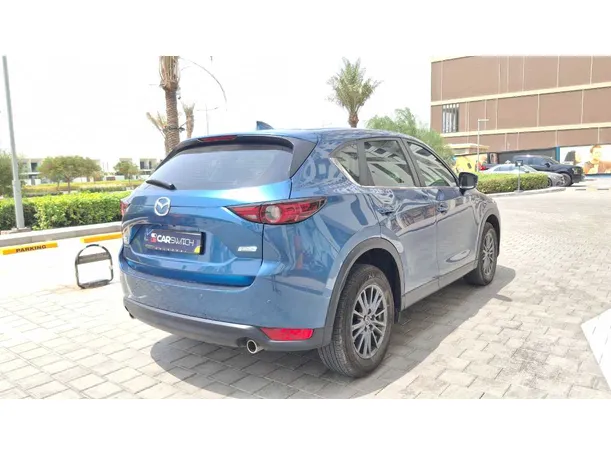 Car image 5