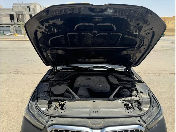 Car image 32