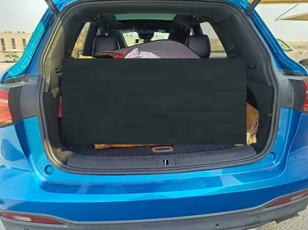 Car image 27