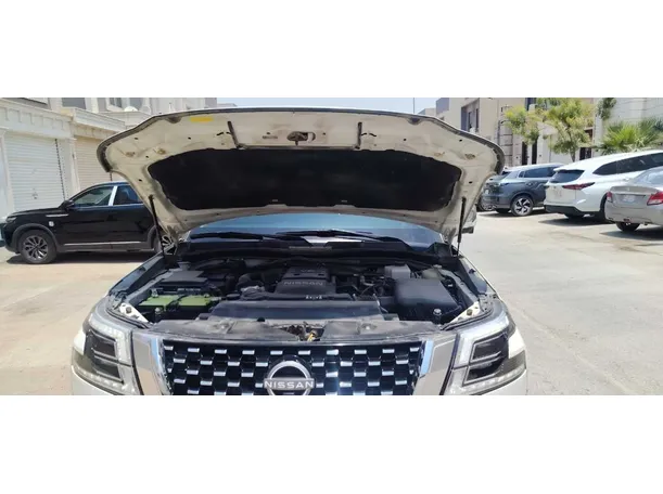 Car image 35