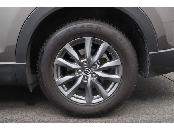 Car image 7