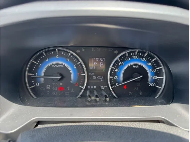 Car image 18
