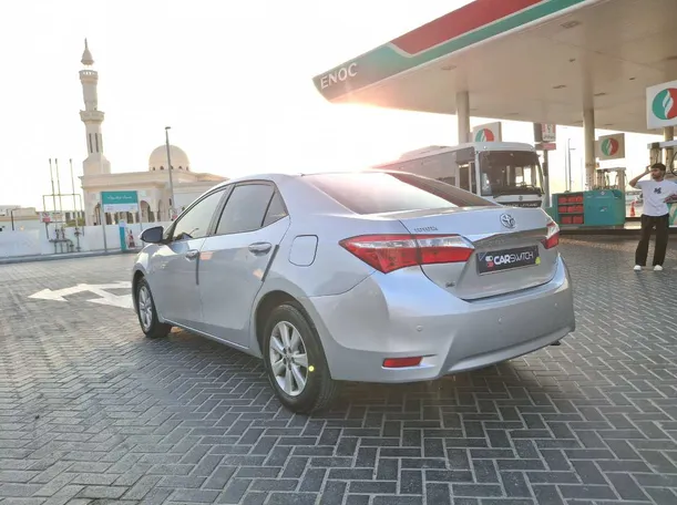 Car image 7