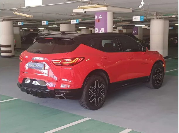 Car image 7