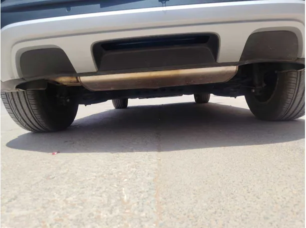 Car image 30