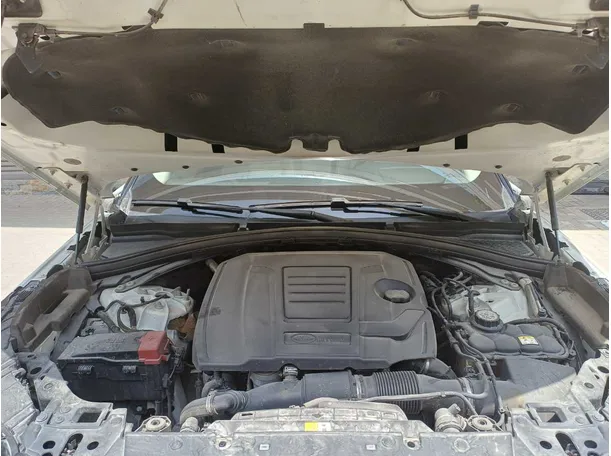 Car image 24