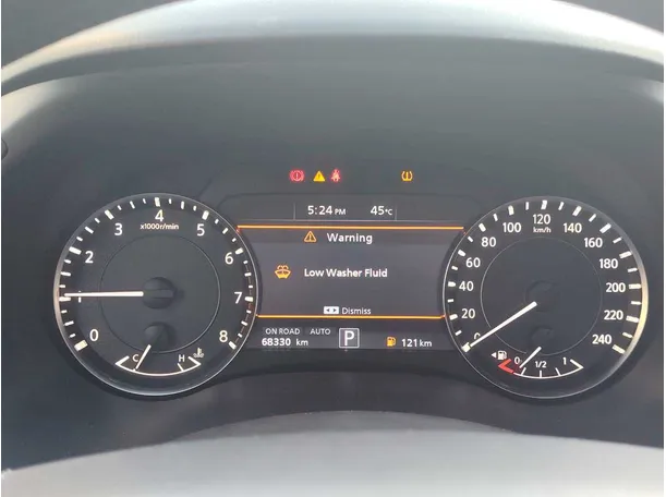 Car image 26