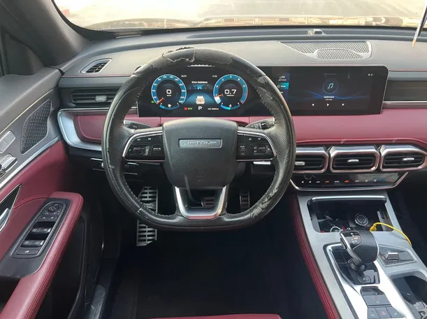 Car image 19