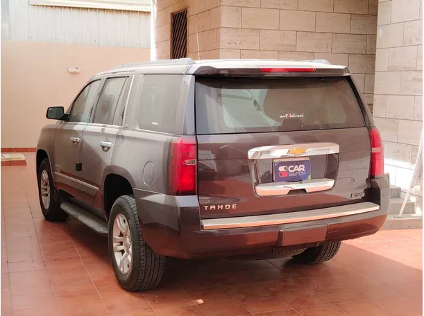 Car image 6
