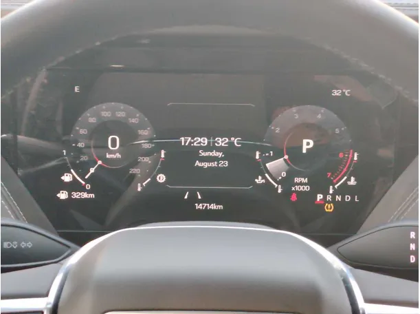 Car image 23
